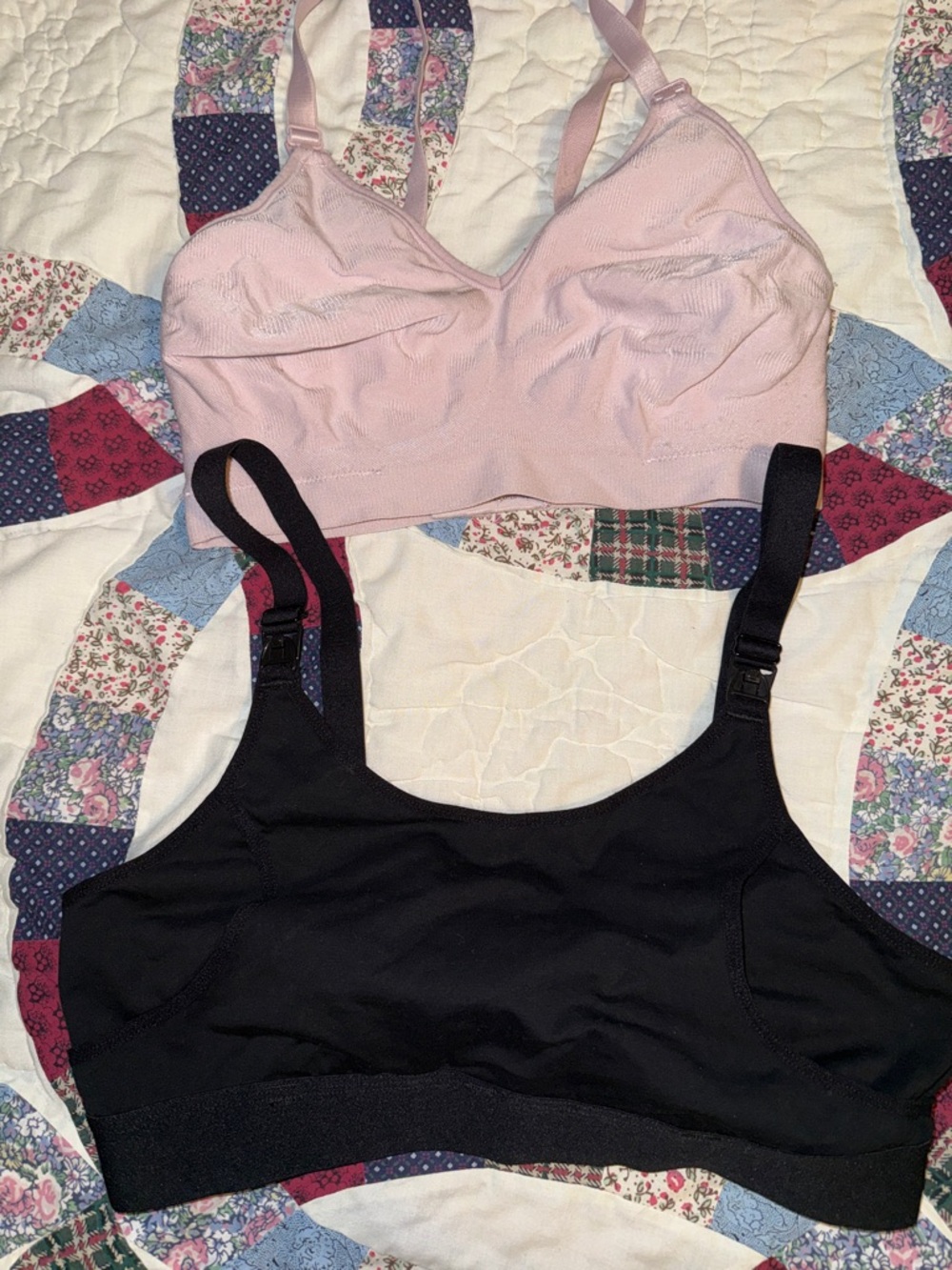 Momcozy Hands Free Pumping Bra, Nursing Bra size M black, adjustable straps NWOT - Picture 3 of 16